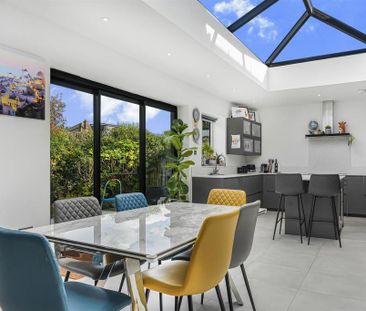 5 bedroom semi-detached house to rent - Photo 5