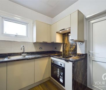 1 bedroom flat to rent - Photo 4