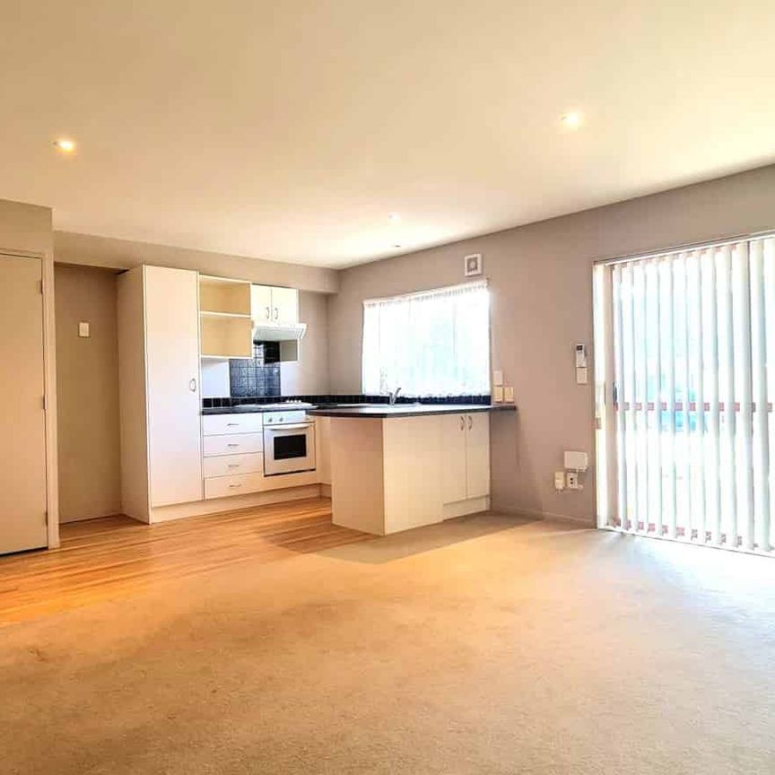 1-Bedroom Unit with 2 Parking Spaces - Photo 1