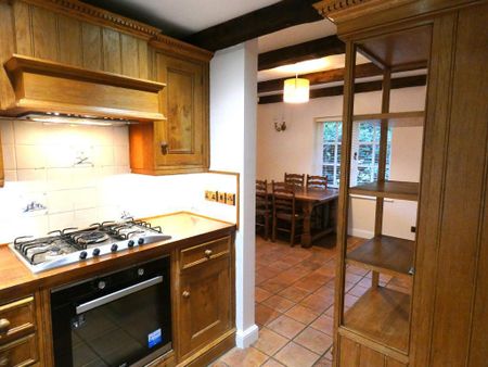 2 bedroom detached house to rent - Photo 3