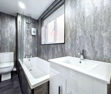 2 bed lower flat to rent in NE31 - Photo 5