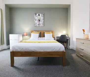 1 bedroom in a house share to rent - Photo 6