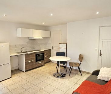 Location Appartement 1 pièce 20m² GONFARON 83590 - Photo 6