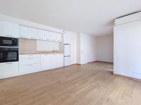 Location Appartement 2 pièces 46m² PERPIGNAN 66000 - Photo 3