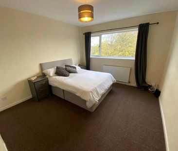 3 bedroom terraced house to rent - Photo 4