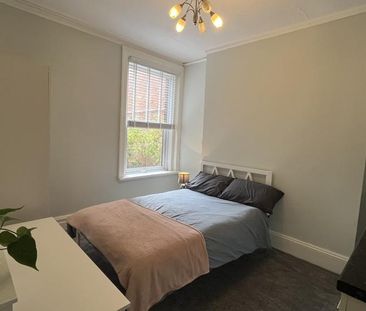 1 bedroom house of multiple occupation to rent - Photo 3