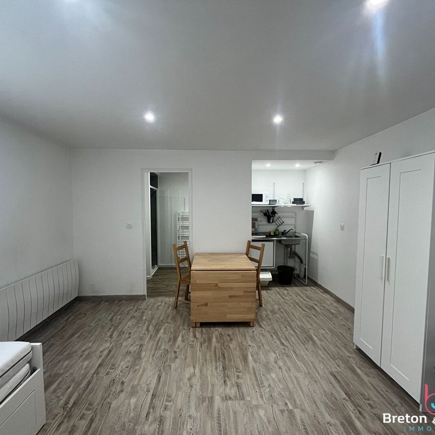 Location Appartement 1 pièce 24m² - Photo 1