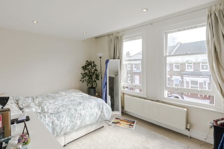 4 bedroom flat to rent - Photo 5