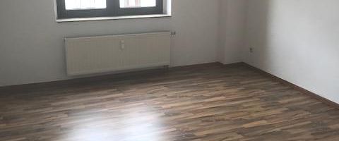 Schöne freundliche 4-R-Wohnung in MD./Alte- Neustadt, im 3.OG ca.105 m² BLK zu vermieten . - Foto 1