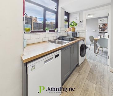 3 bedroom terraced house to rent - Photo 6