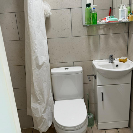 Studio to rent - Photo 4