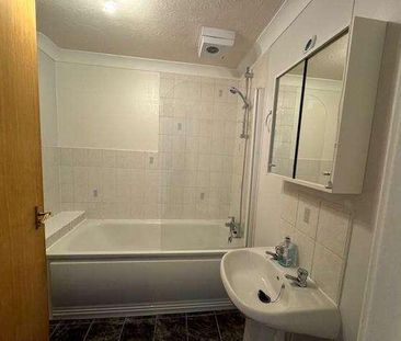 Searle Court, Appleton Square, Mitcham, CR4 - Photo 6