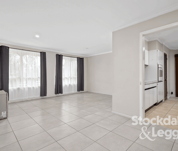 Family Living With Great Outdoor Space - Photo 1