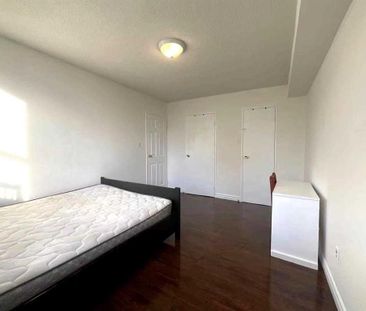 For Lease - 10 Stonehill Court Unit# 308, Toronto, Ontario - Photo 4