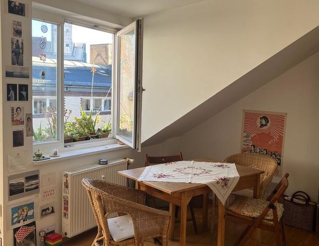 Super schönes, helles Zimmer in einer großen Wohnung in Kreuzberg - Foto 1