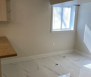 For Lease - 46 Corby Crescent, Brampton, Ontario - Photo 4