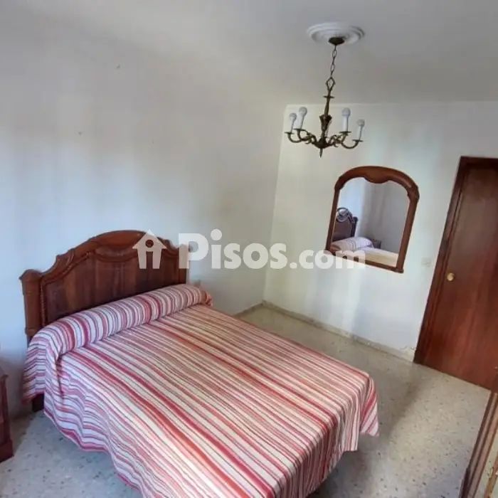 Piso en alquiler en Este - Foto 1