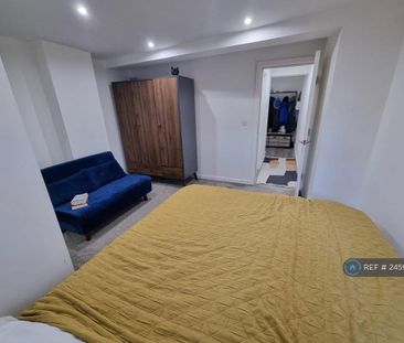 1 bedroom flat to rent - Photo 3
