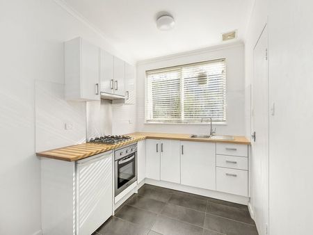 Neat and tidy studio apartment - Photo 3