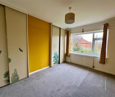 3 bedroom semi-detached house to rent - Photo 6