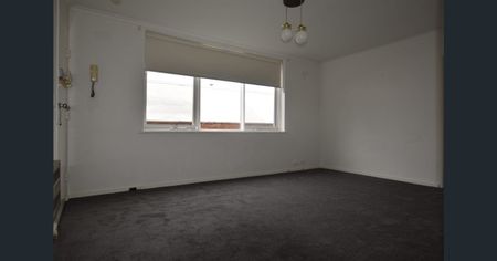 LOW MAINTENANCE LIVING IN A SOUGHT-AFTER CLIFTON HILL LOCATION - Photo 5