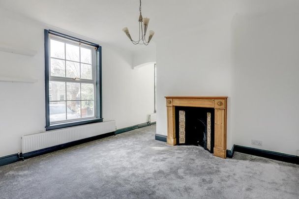 5 bedroom semi-detached house to rent - Photo 1