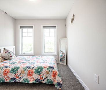 For Lease - 153 Hibiscus Lane, Hamilton, Ontario - Photo 6