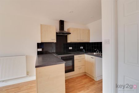 Kildonan Grove, Frecheville, S12 - Photo 4