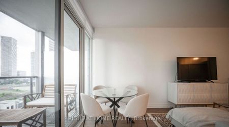 For Lease - 88 Park Lawn Rd Road Unit# 1010, Toronto, Ontario - Photo 2