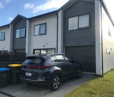 14 Bluff Road, Kenepuru - Photo 1