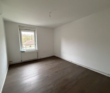 Location Appartement 4 pièces 90m² AUBOUE 54580 - Photo 2