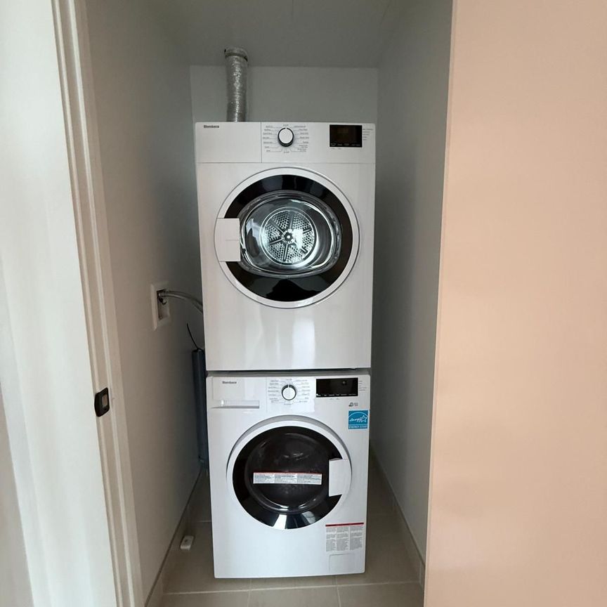 For Lease - 2495 Eglinton Ave W Avenue Unit# 2209, Mississauga, Ontario - Photo 1