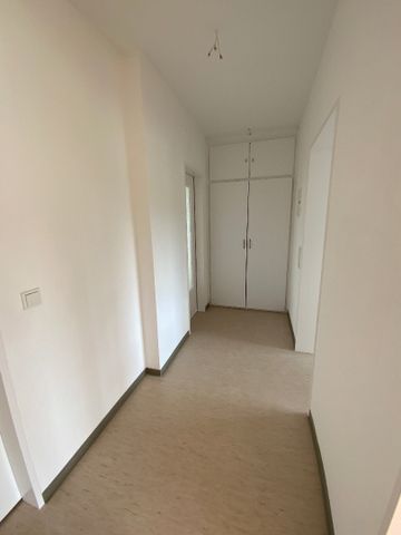 Praktische 3-Zimmer Wohnung mit Balkon am Johannesberg zu vermieten - Photo 2