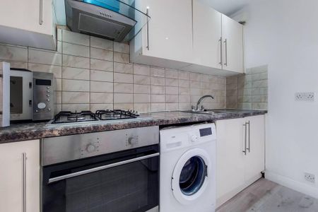 4 bedroom house to rent - Photo 2