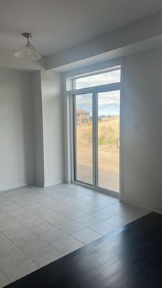 For Lease - 82 Selection Heights, Thorold, Ontario - Photo 1