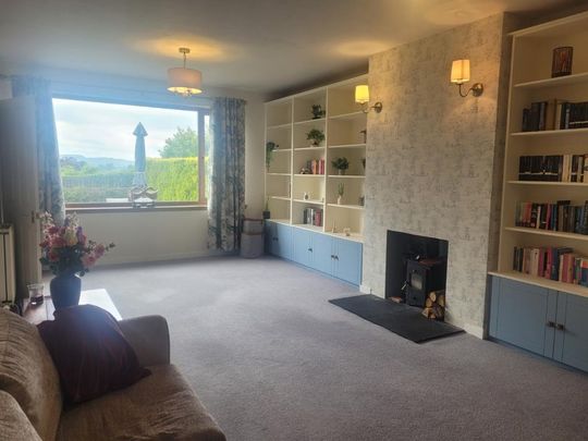 3 bedroom semi-detached house to rent - Photo 1