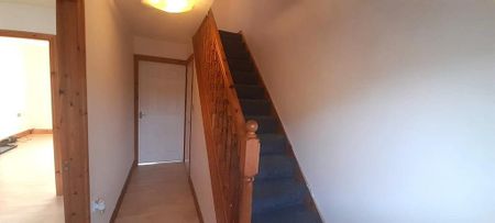 3 bedroom terraced house to rent - Photo 5