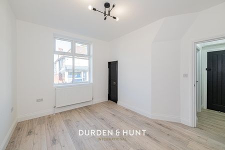 Essex House, 118 High Street, Ongar - Photo 2