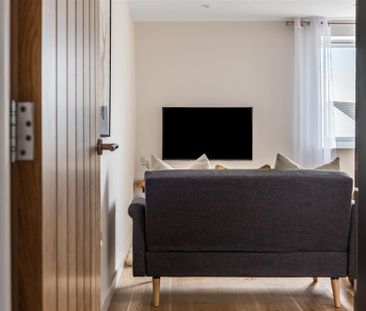 Station Road, Whimple, Exeter - Photo 1