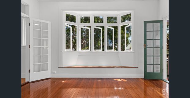 Spacious Home in a Premium Location! - Photo 1