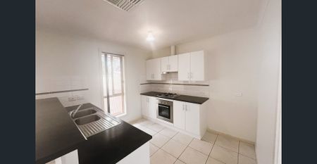 FABULOUS HOME - 2 LIVING - GORGEOUS ENTERTAINING SPACE. - Photo 2