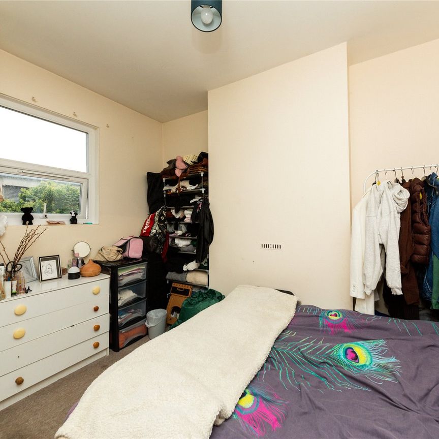 4 bedroom terraced house to rent - Photo 1