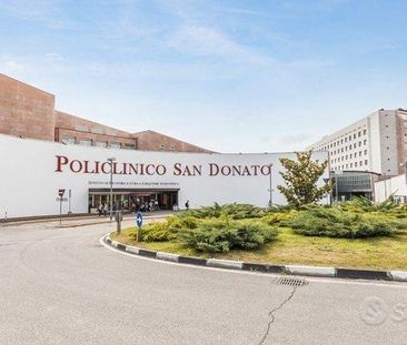 Stanza singola con posto auto incluso-370 euro - Photo 3