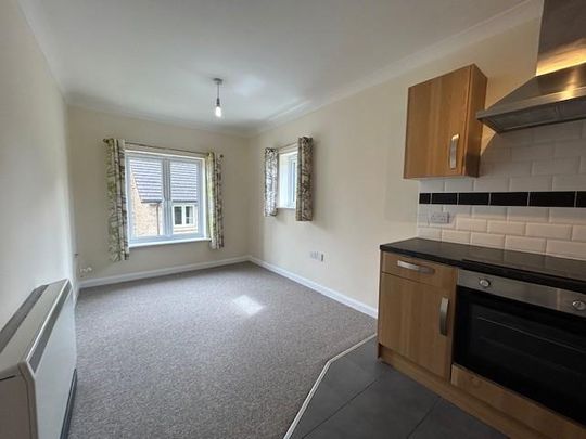 2 bedroom flat to rent - Photo 1