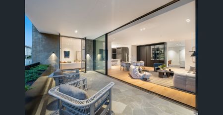 Luxurious architect-designed urban sanctuary near Botanic Gardens - Photo 3