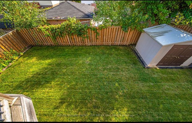 Four bedroom detached Whitby ( No basement) - Photo 1