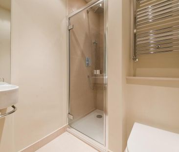 2 bedroom flat to rent - Photo 6