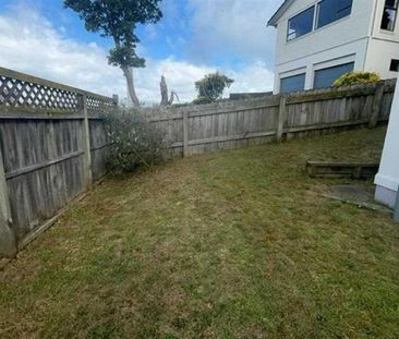 Three-bedroom Castlecliff home - Photo 4