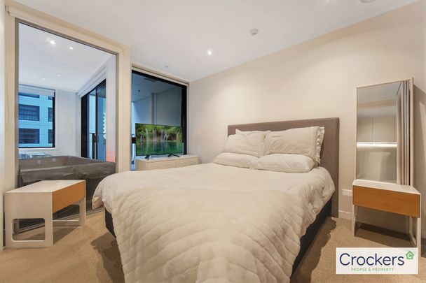 Pet friendly two bedroom unit at ALTRO - 1 WEEK FREE - Photo 1