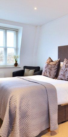 Hill Street, Mayfair - Photo 1